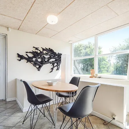 Beautiful Home In Hojer With Sauna *