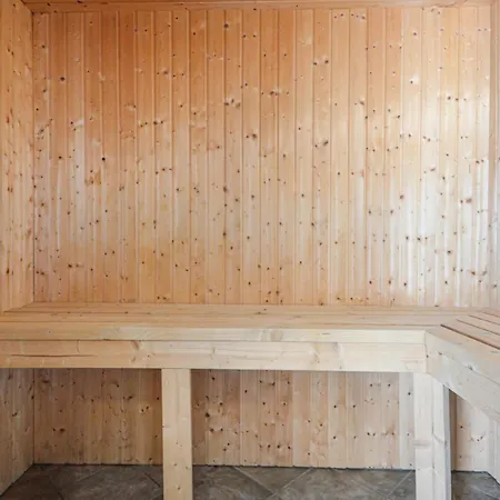 Дом отдыха Beautiful Home In Hojer With Sauna *